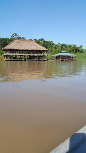 Гостиница Cabaña Flotante Kurupira  Летисия